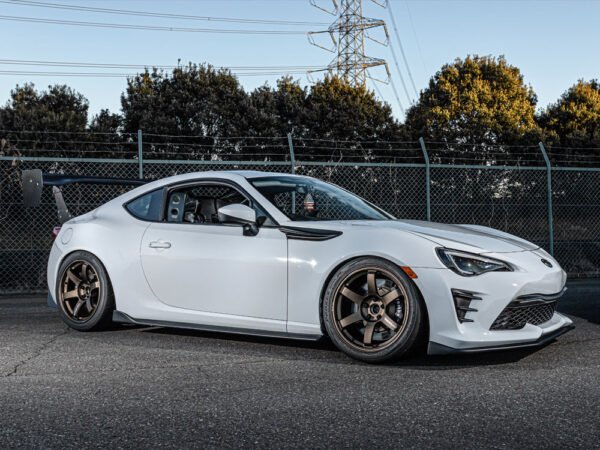 18 18x8.5 RAYS TE37 SAGA S-PLUS (BR)